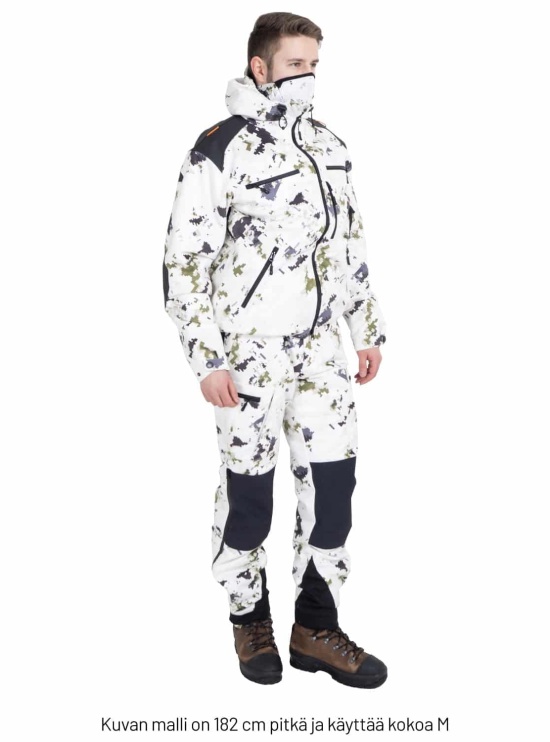 Naruska snow camo hunting suit with model