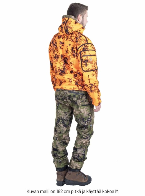 Repo Extreme Karelia Dark xFade hunting jacket on the model