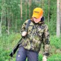Karelia Dark xFade hunting suit and embroidered orange cap