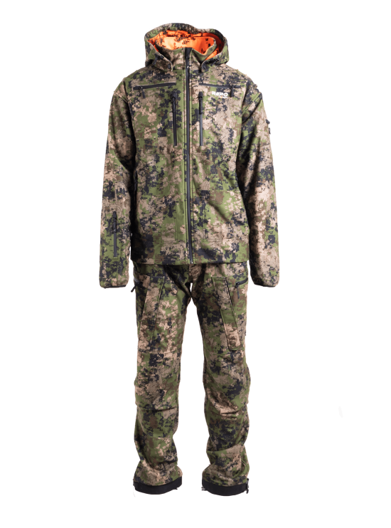 Karelia Dark xFade hunting suit with reversible jacket