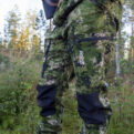 Tokka hunting trousers on a model in the forest